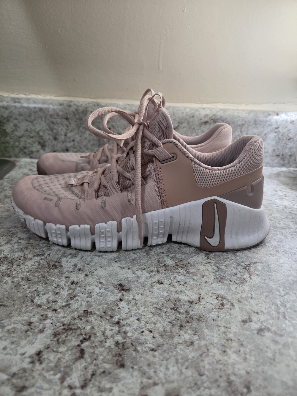 Nike Women's Light Pink Athletic Sneakers